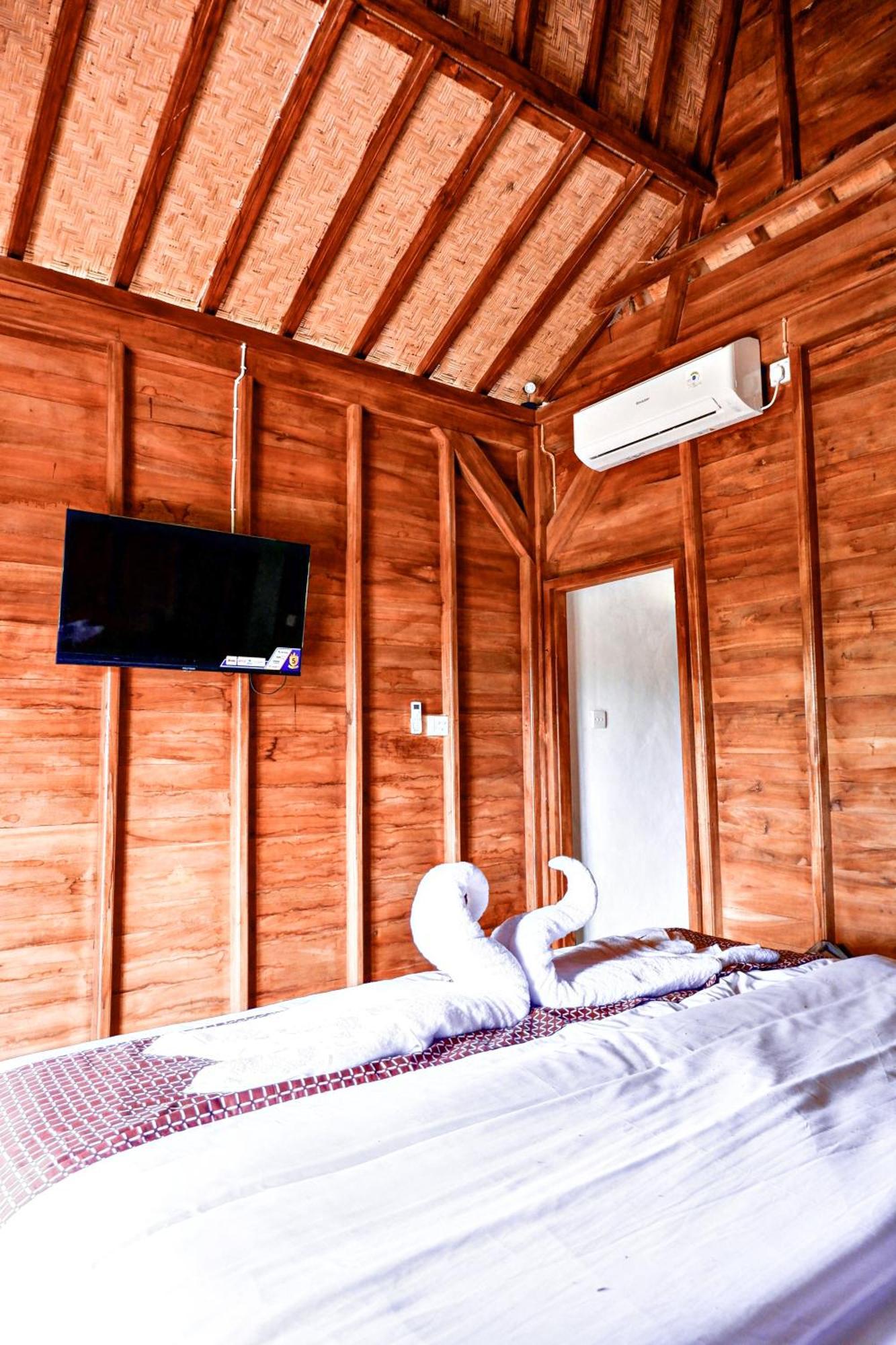 Aum Resort Pulukan Εξωτερικό φωτογραφία